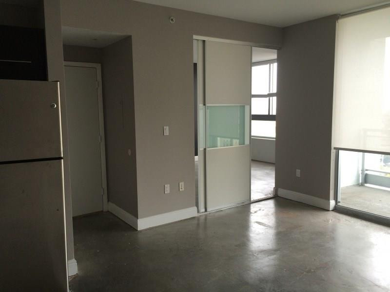 THE IVY CONDO AT RIVERSID - Residential Lease