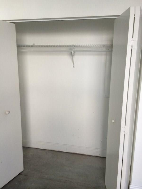 THE IVY CONDO AT RIVERSID - Residential Lease