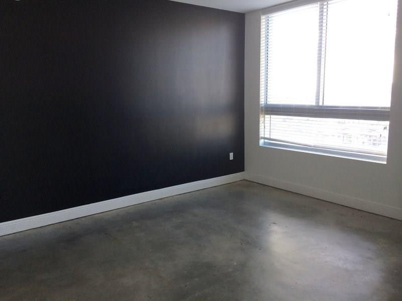 THE IVY CONDO AT RIVERSID - Residential Lease