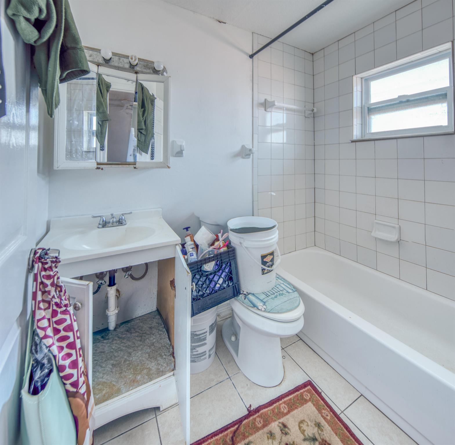 SOUTHEND APTS CONDO - Residential