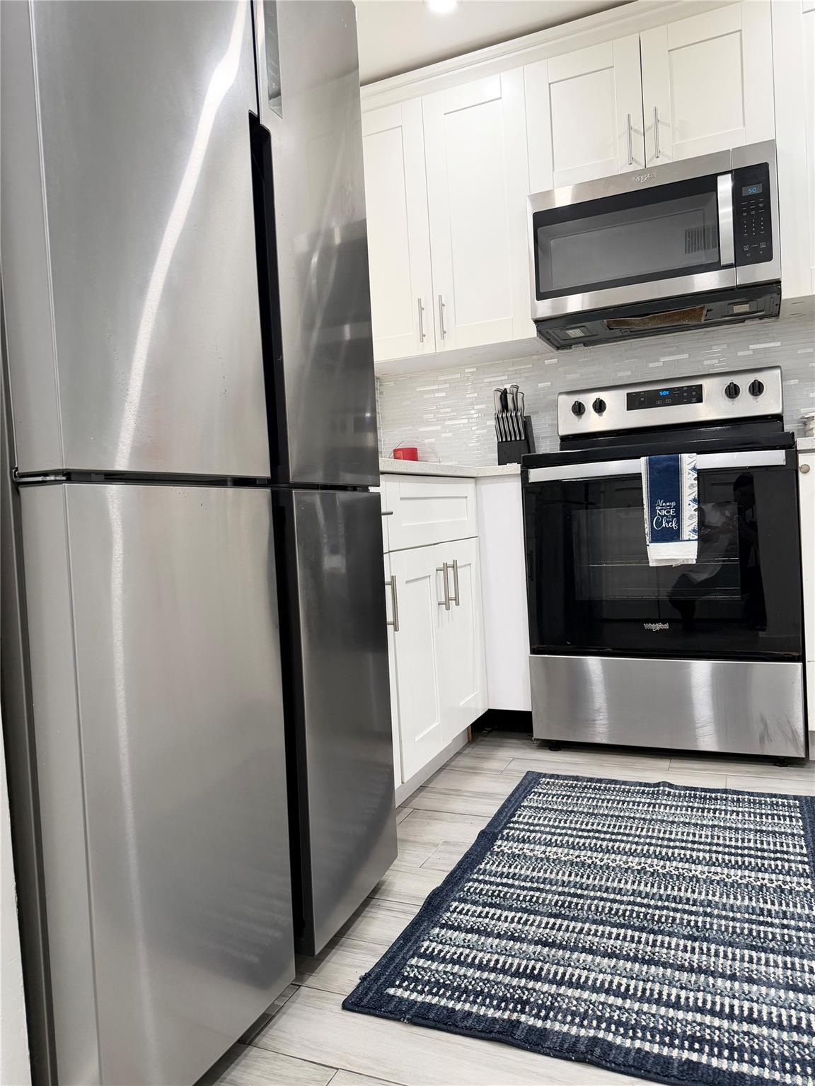 2950 W Sunrise Lks Dr 106