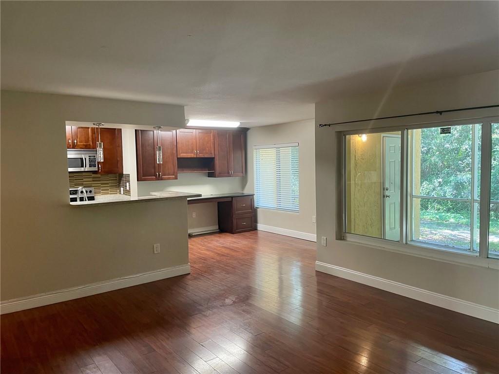 Sailboat Pointe - Residential