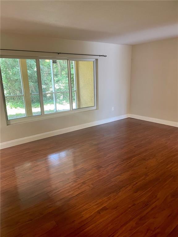 Sailboat Pointe - Residential