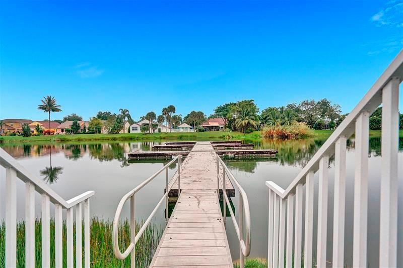 Sailboat Pointe - Residential