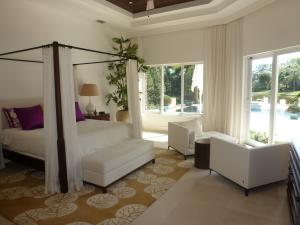 WINDING OAKS - Residential