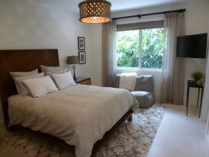 WINDING OAKS - Residential