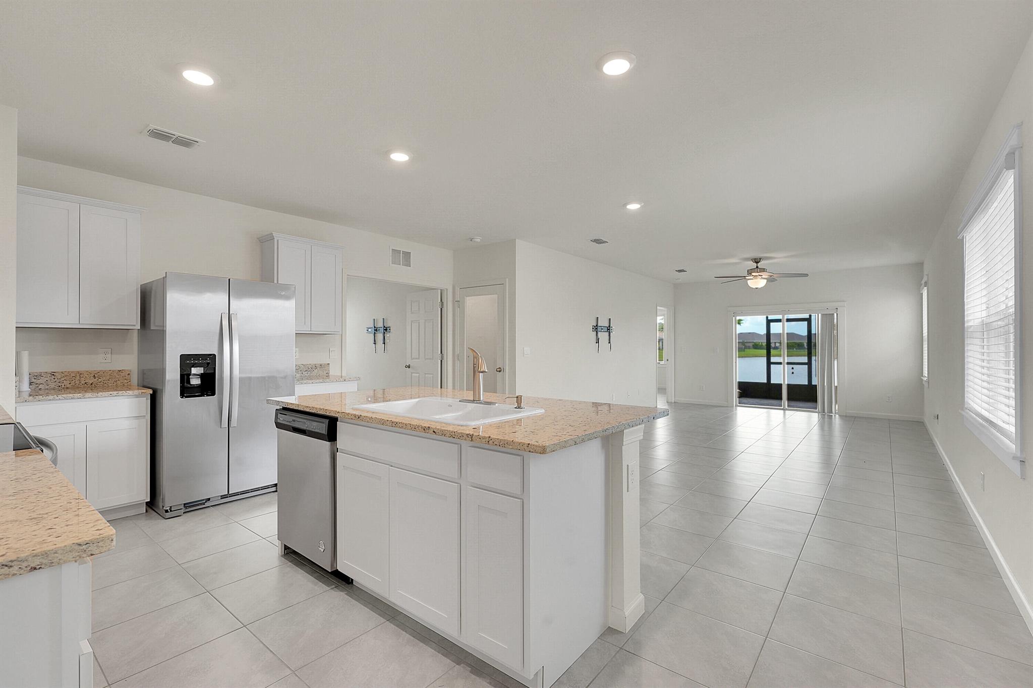 VERANO SOUTH PUD 1 - POD - Residential Lease