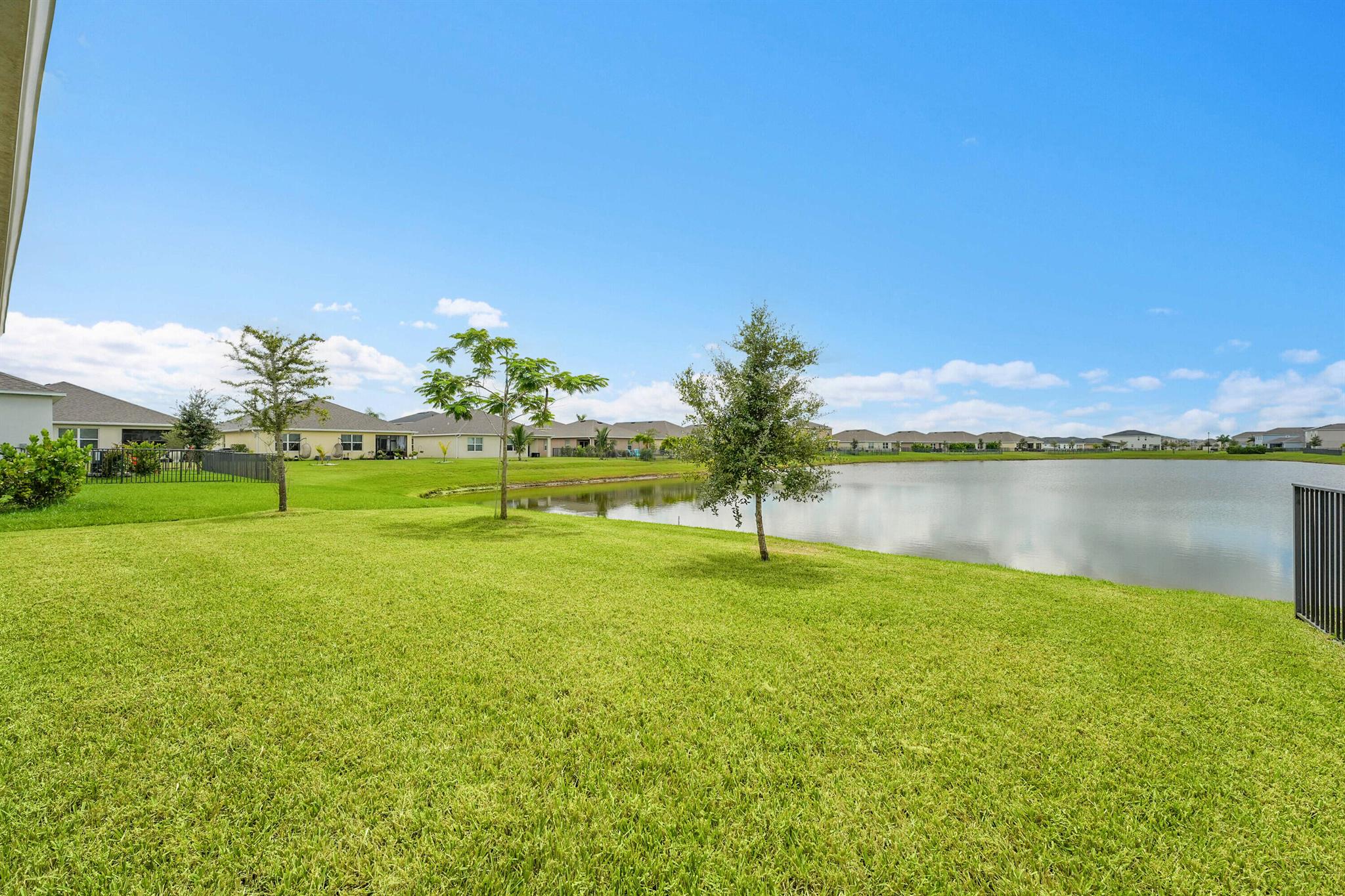 VERANO SOUTH PUD 1 - POD - Residential Lease
