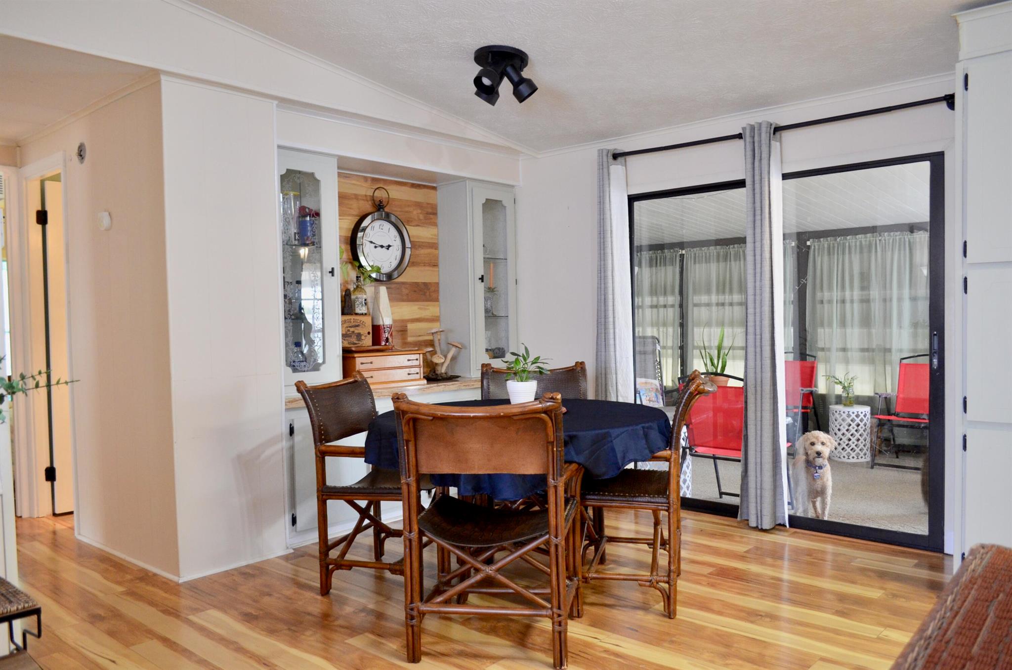 CAMBRIDGE AT HERITAGE RID - Residential