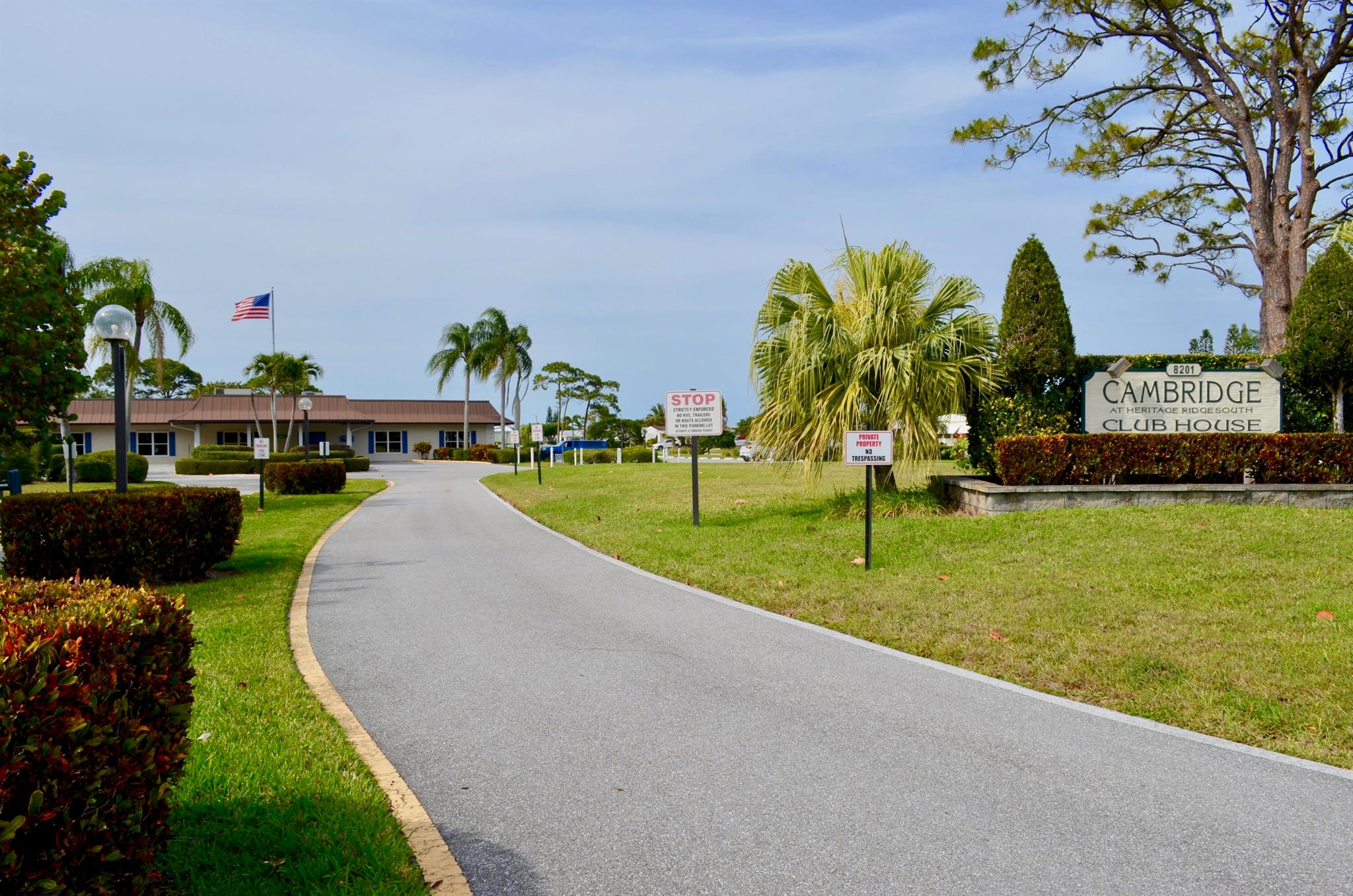 CAMBRIDGE AT HERITAGE RID - Residential