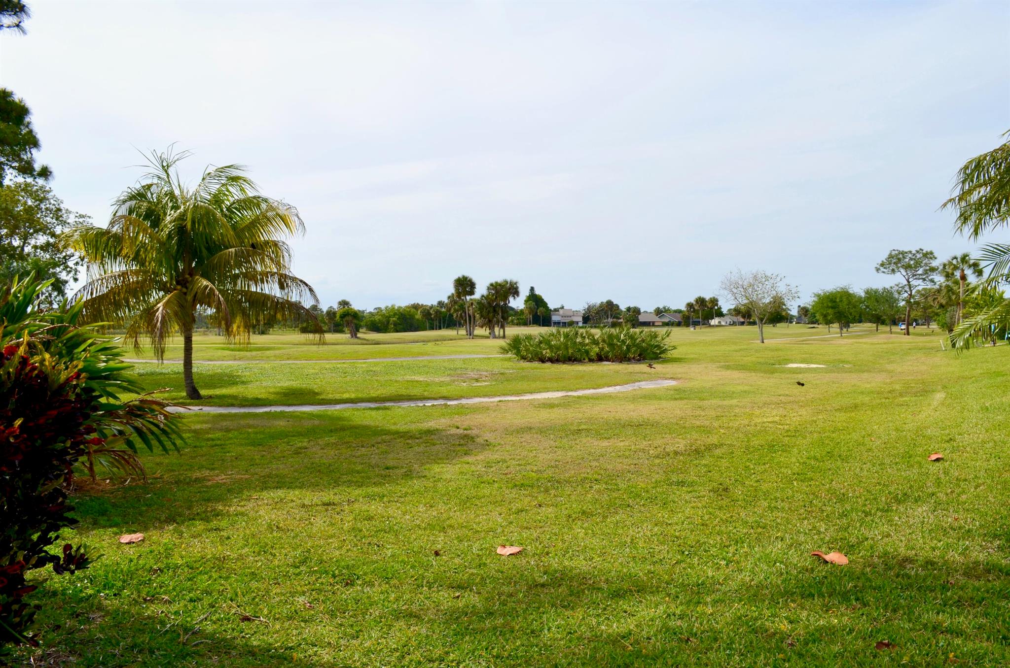 CAMBRIDGE AT HERITAGE RID - Residential