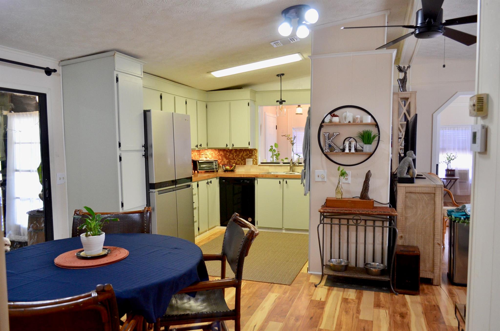 CAMBRIDGE AT HERITAGE RID - Residential