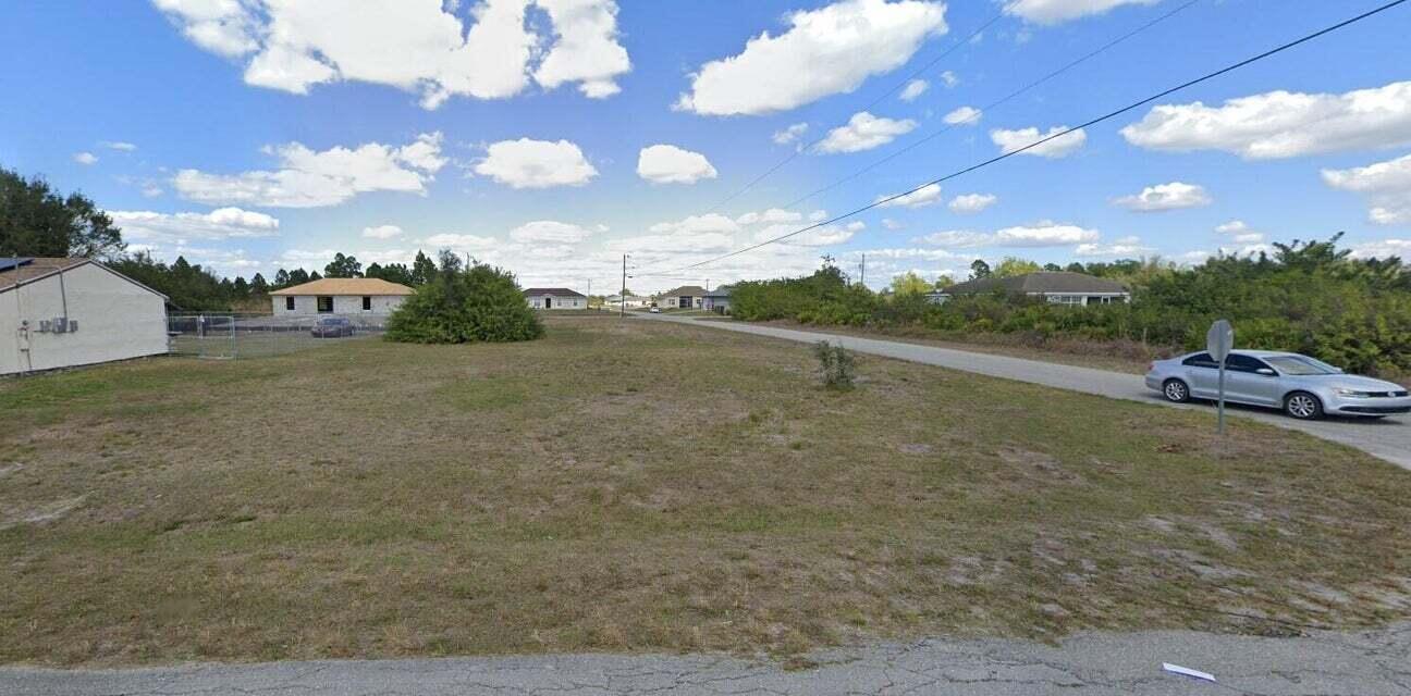 Don't miss out on your opportunity to build your dream home on this high and dry lot. Close to shopping, restaurants, schools and all the amenities Lehigh Acres, Ft Myers and Ft Myers Beach has to offer. This property will not last long! Also available the adjacent lot 3601 19th st sw possibly to own 2 corner lots making it a half acre.