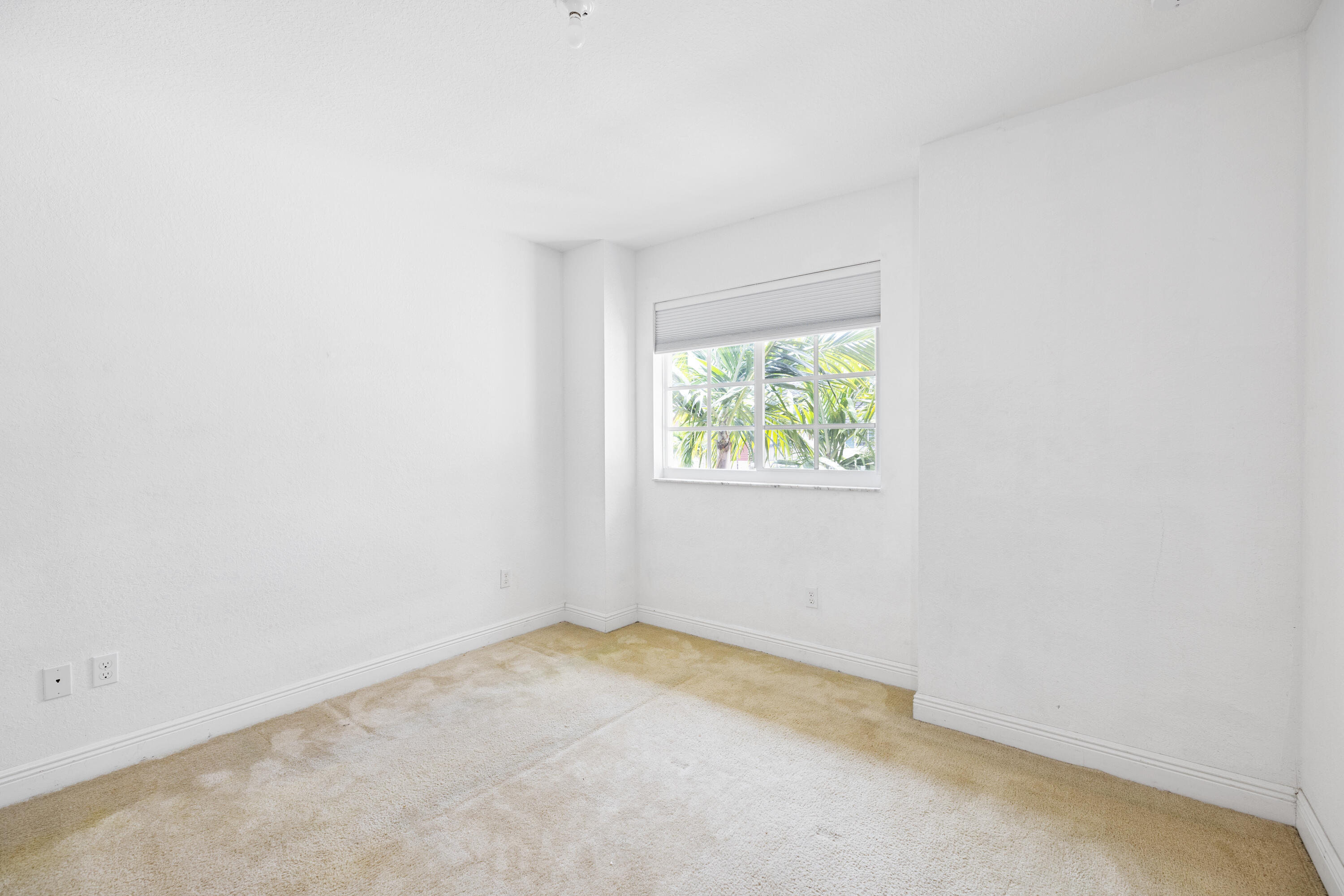 SADDLE BRIDGE - Residential Lease