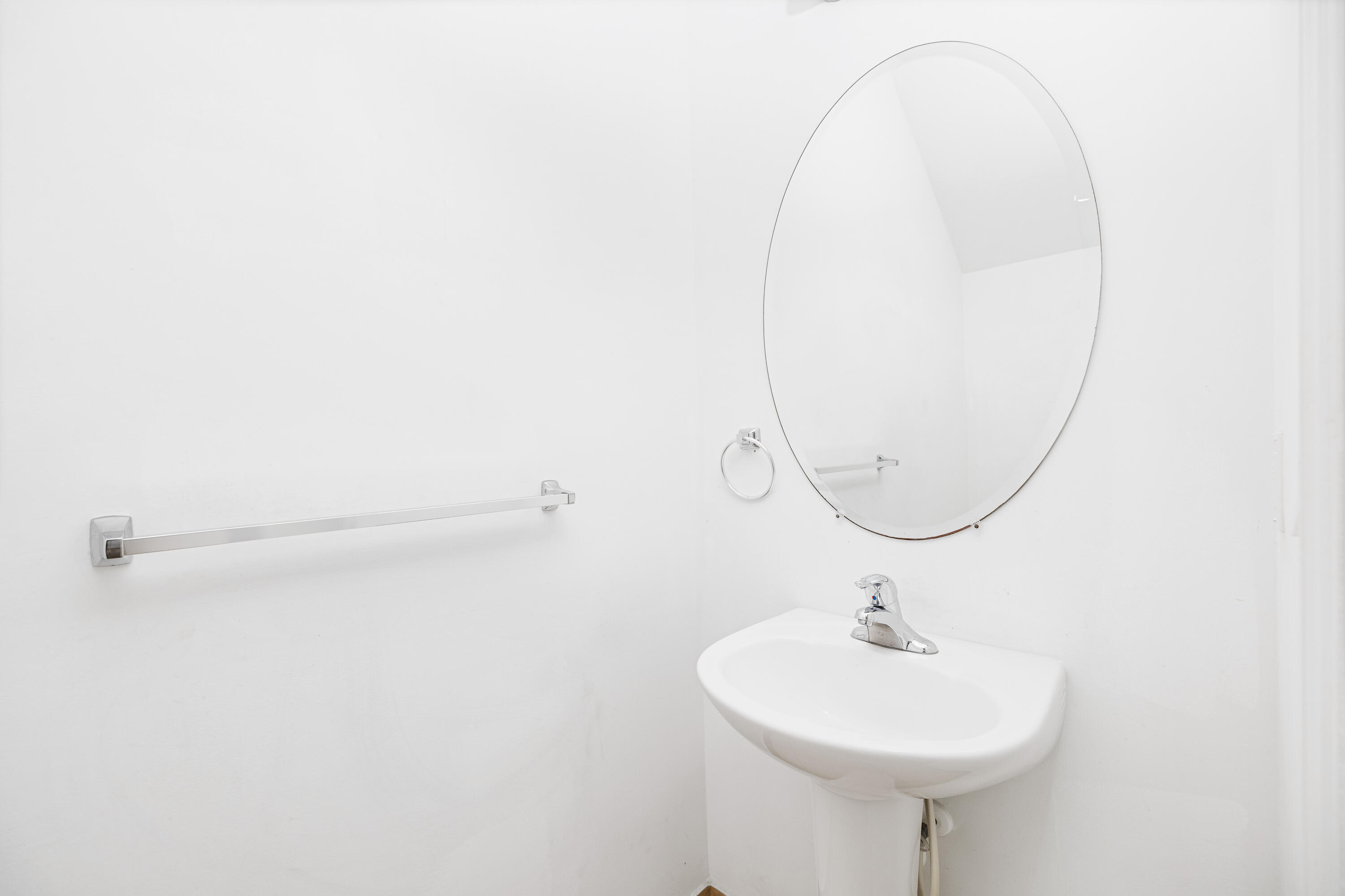 SADDLE BRIDGE - Residential Lease