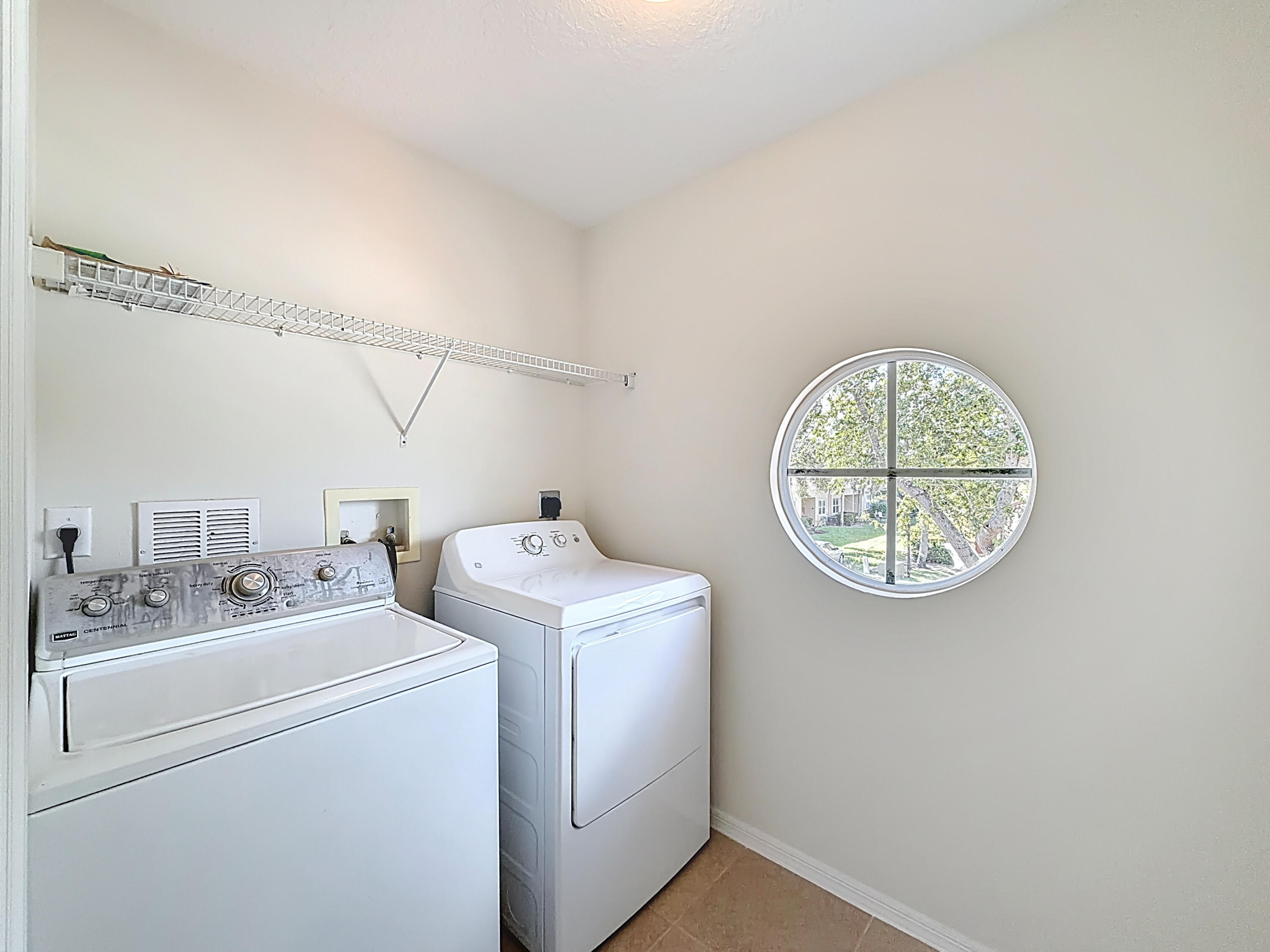 SEMINOLE PALMS - Residential Lease