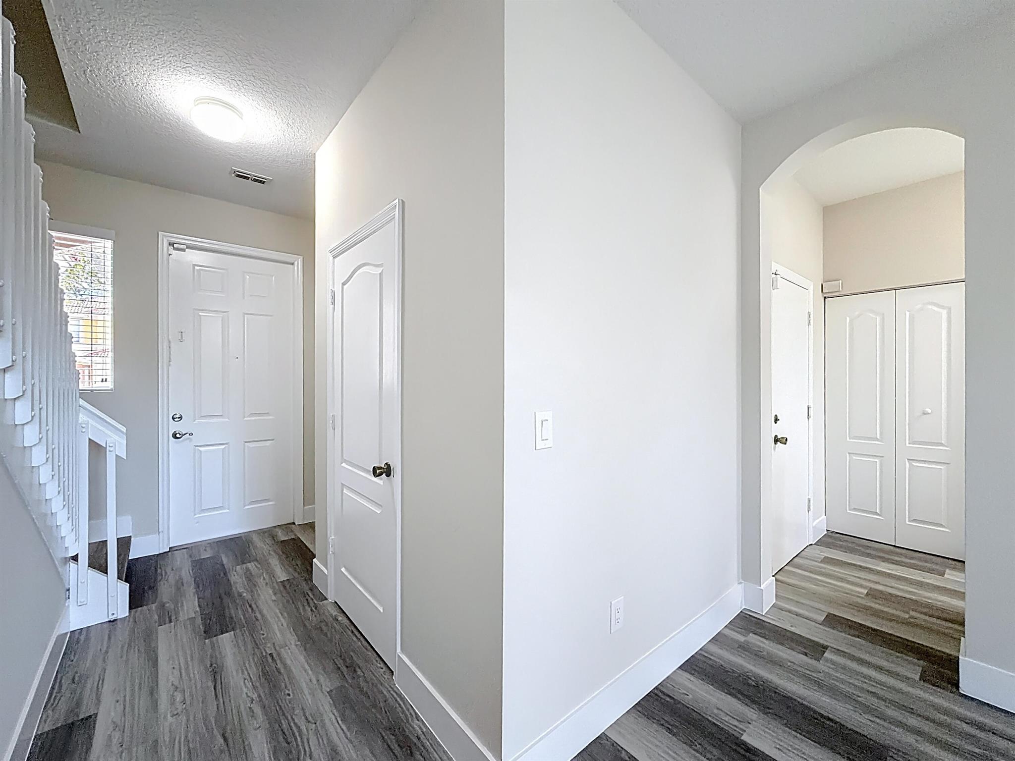 SEMINOLE PALMS - Residential Lease