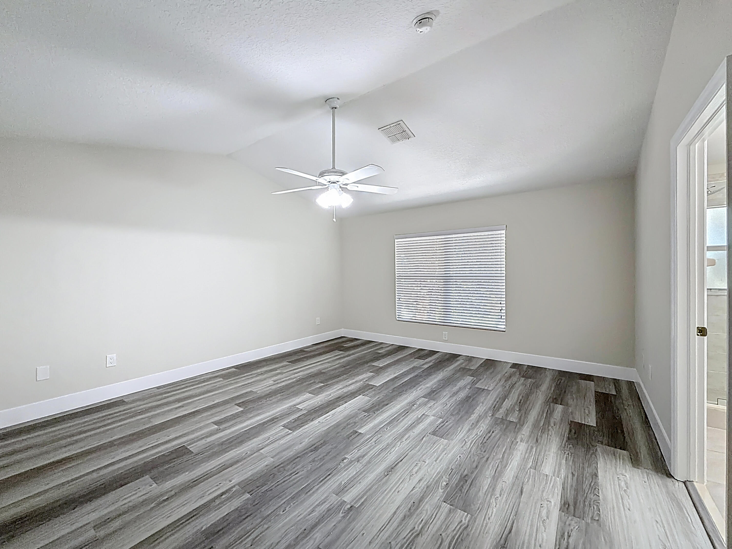 SEMINOLE PALMS - Residential Lease