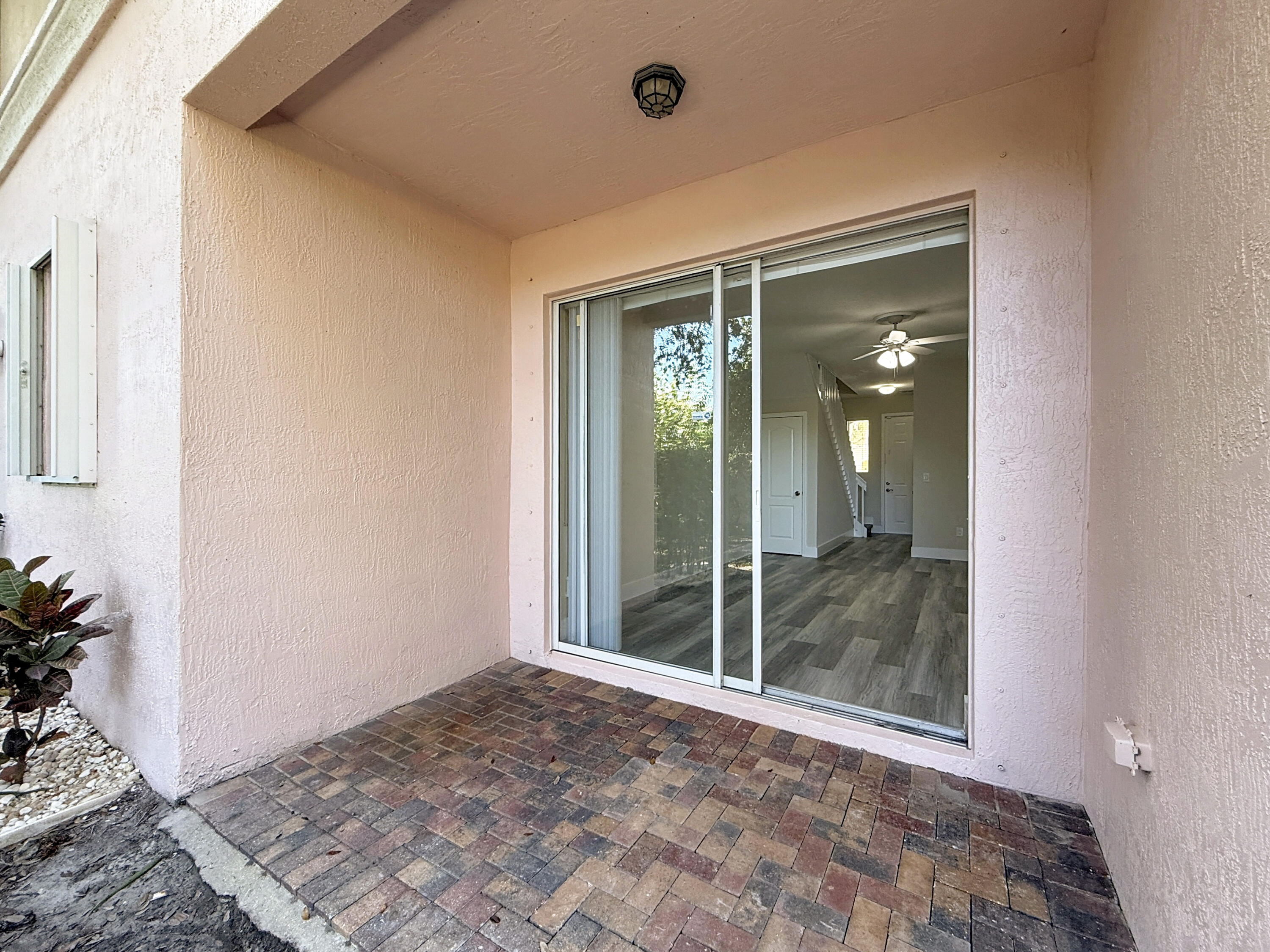 SEMINOLE PALMS - Residential Lease