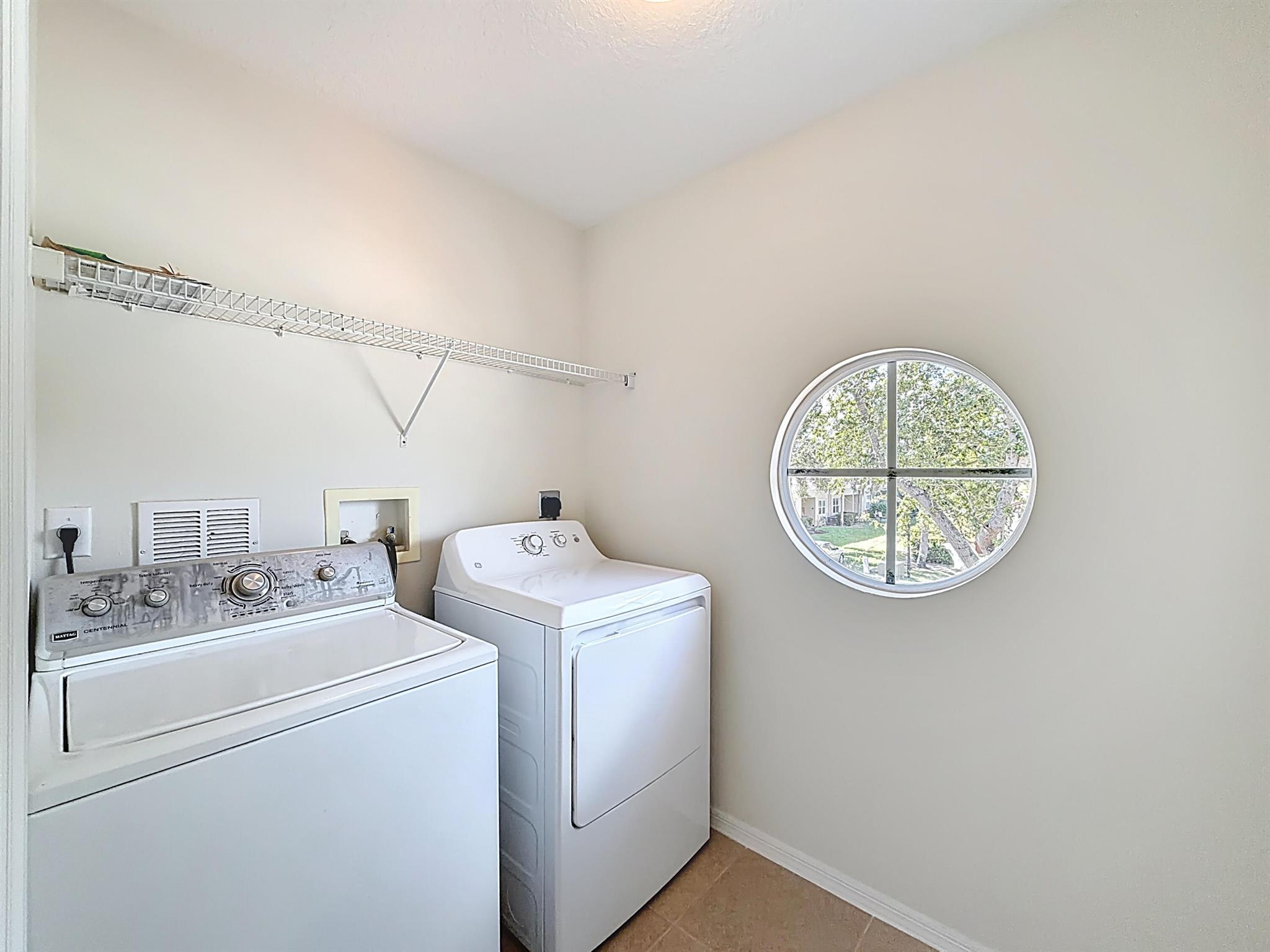 SEMINOLE PALMS - Residential Lease