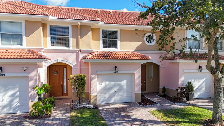Newly RENOVATED 2 Bedroom/2.5 Bath/1 Car Garage Townhome. Spacious floor plan with neutral color palette flooded with natural light. Vinyl floors throughout. Beautiful white kitchen cabinets with elegant quartz counter tops. Each bedroom has a private bathroom. Other features include an abundance of closet space, upstairs laundry room, and an open and covered patio. Community Pool and Play Area.