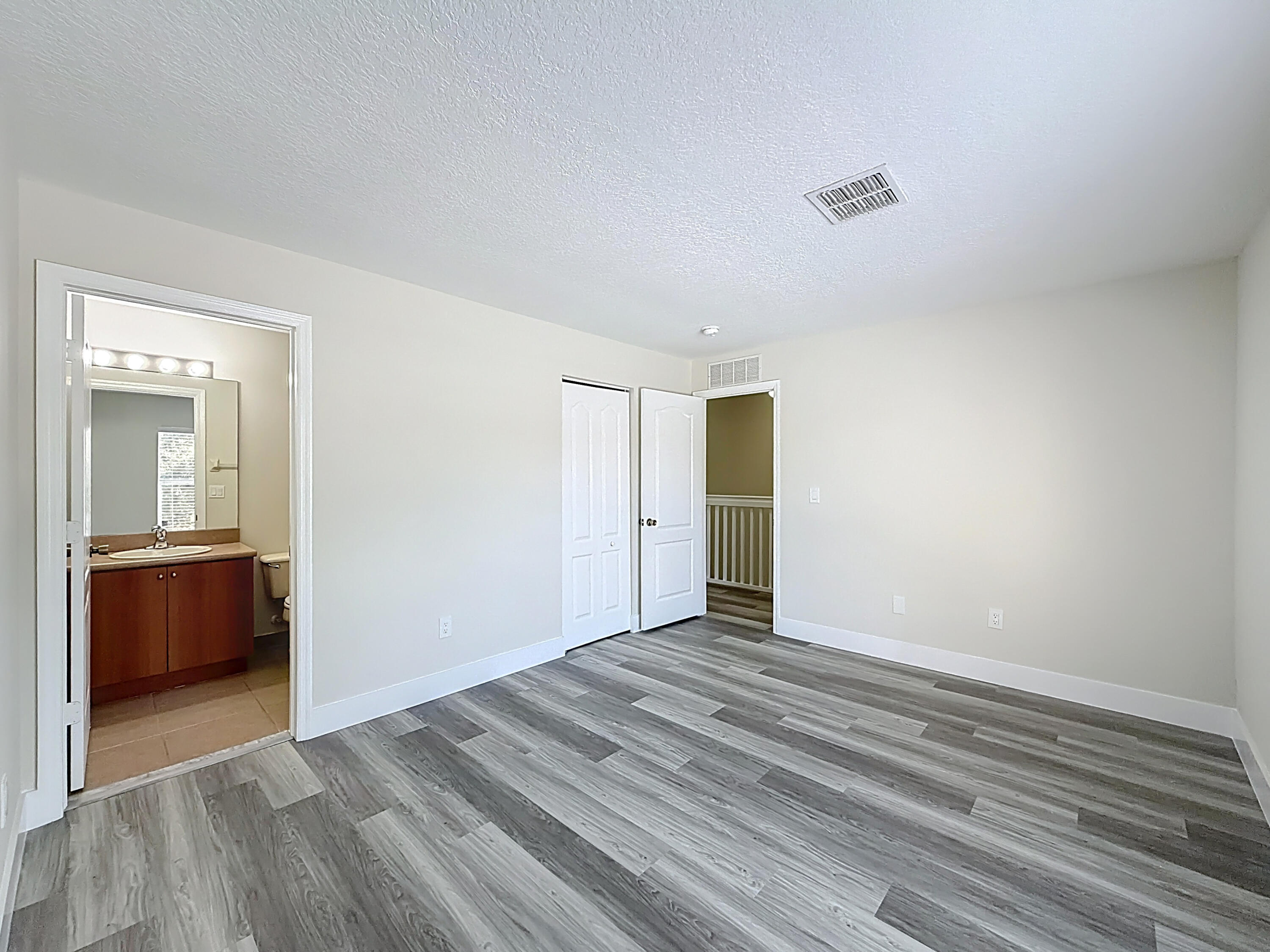 SEMINOLE PALMS - Residential Lease