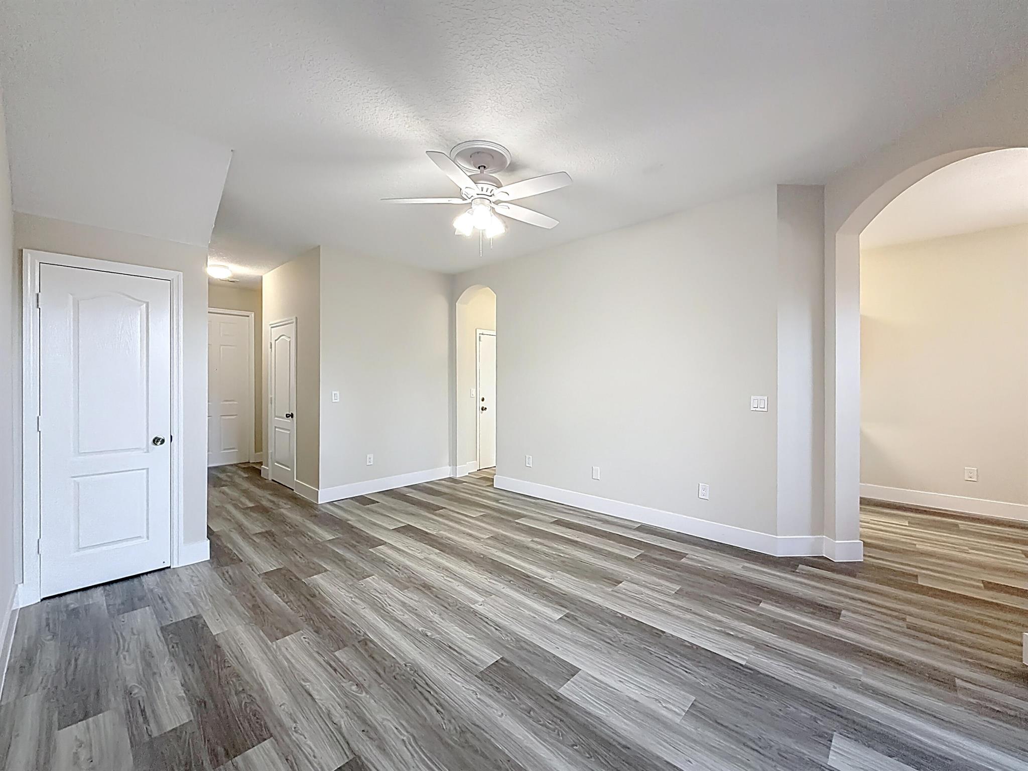 SEMINOLE PALMS - Residential Lease