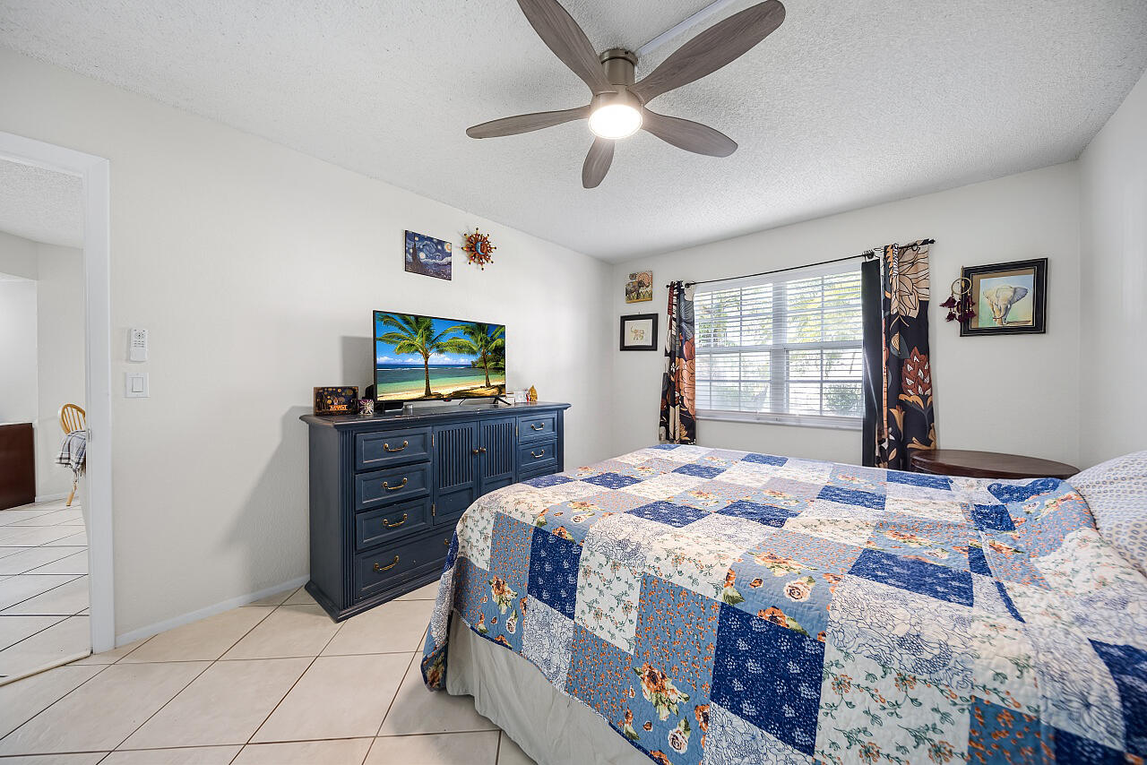 MIDPORT PLACE I, A CONDOMINIUM - Residential