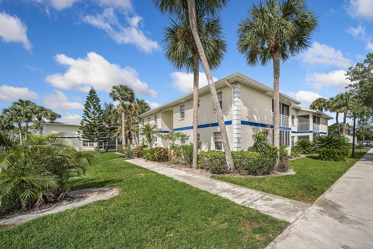MIDPORT PLACE I, A CONDOMINIUM - Residential