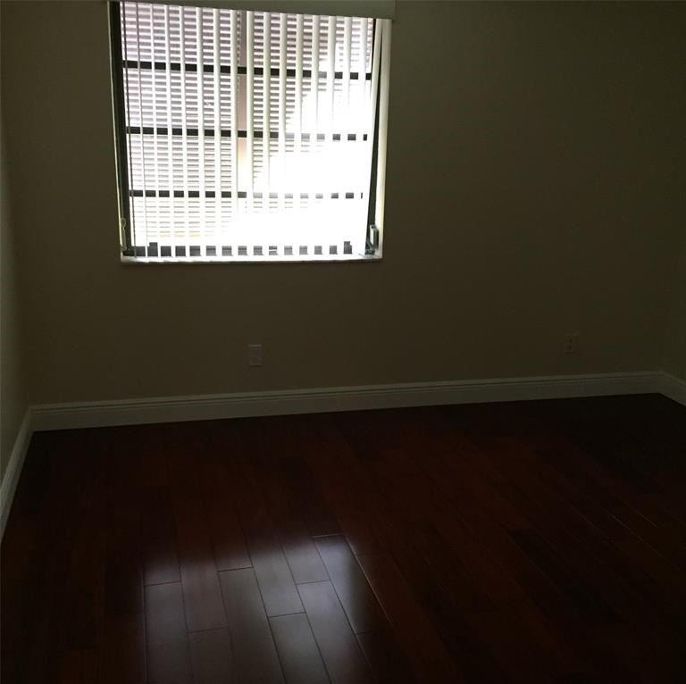 Everglades Sugar & Land C - Residential Lease