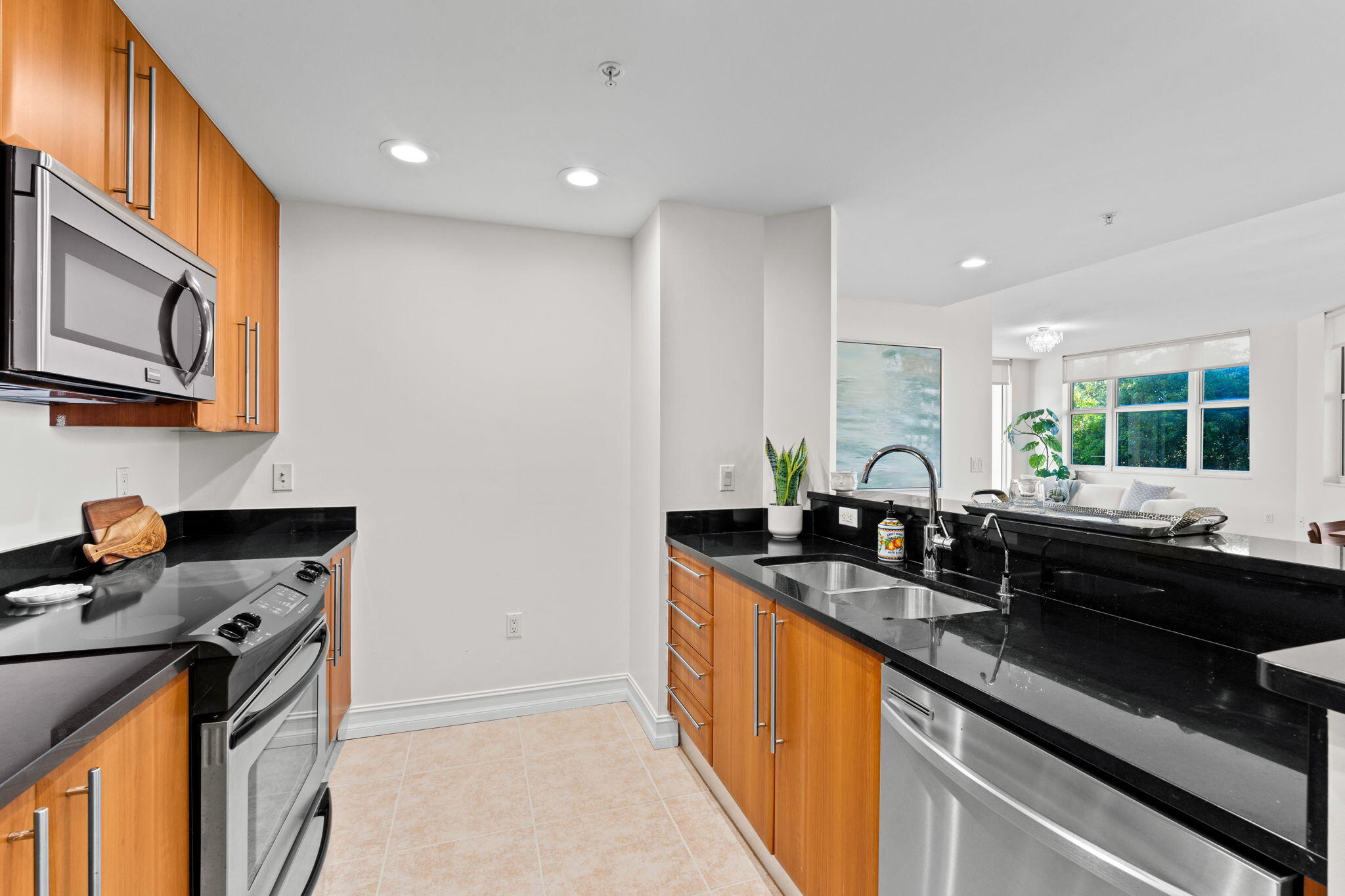 1 OCEAN BOULEVARD CONDO - Residential Lease