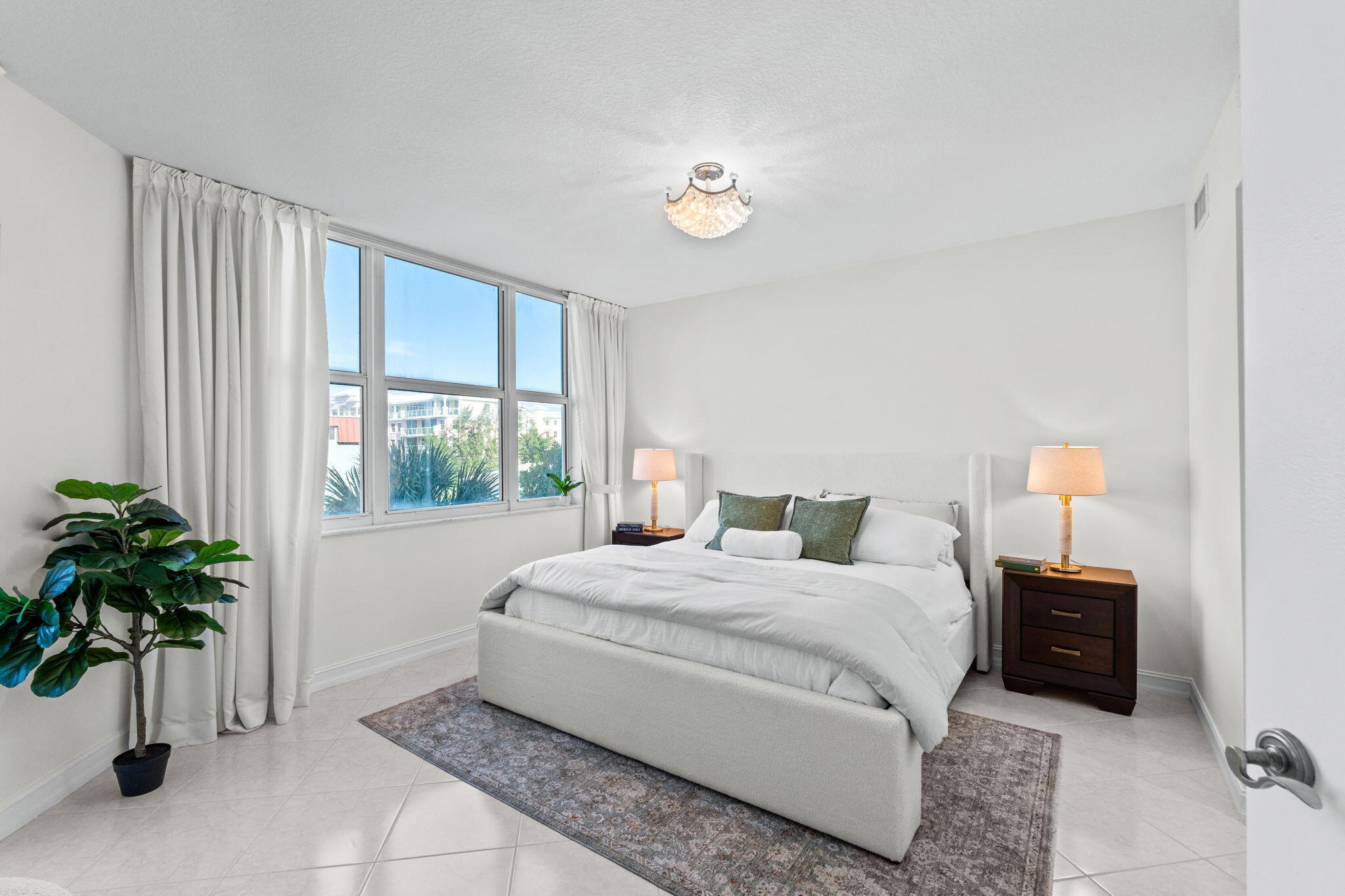 1 OCEAN BOULEVARD CONDO - Residential Lease