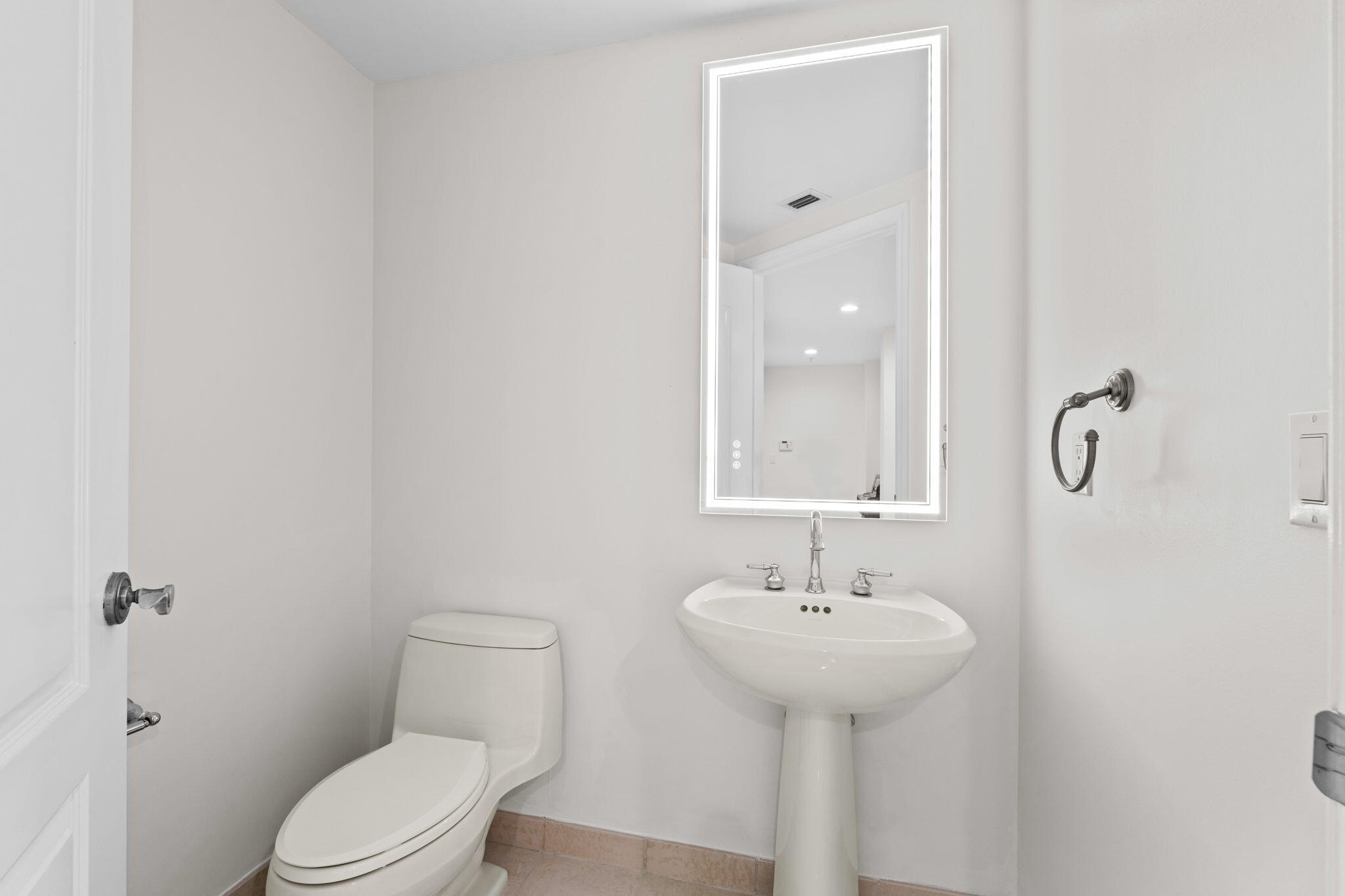 1 OCEAN BOULEVARD CONDO - Residential Lease