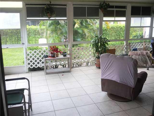 COCO WOOD LAKES SEC 1 - Residential Lease