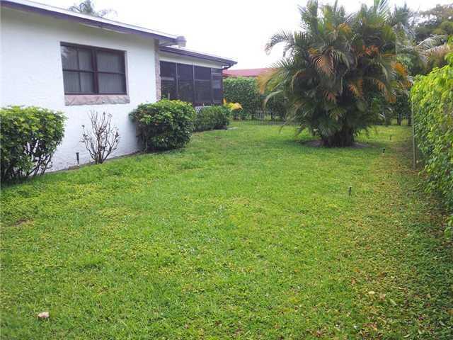 COCO WOOD LAKES SEC 1 - Residential Lease