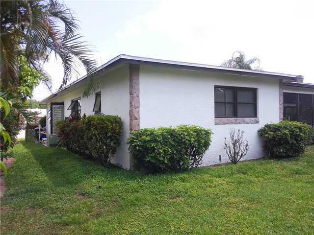 COCO WOOD LAKES SEC 1 - Residential Lease