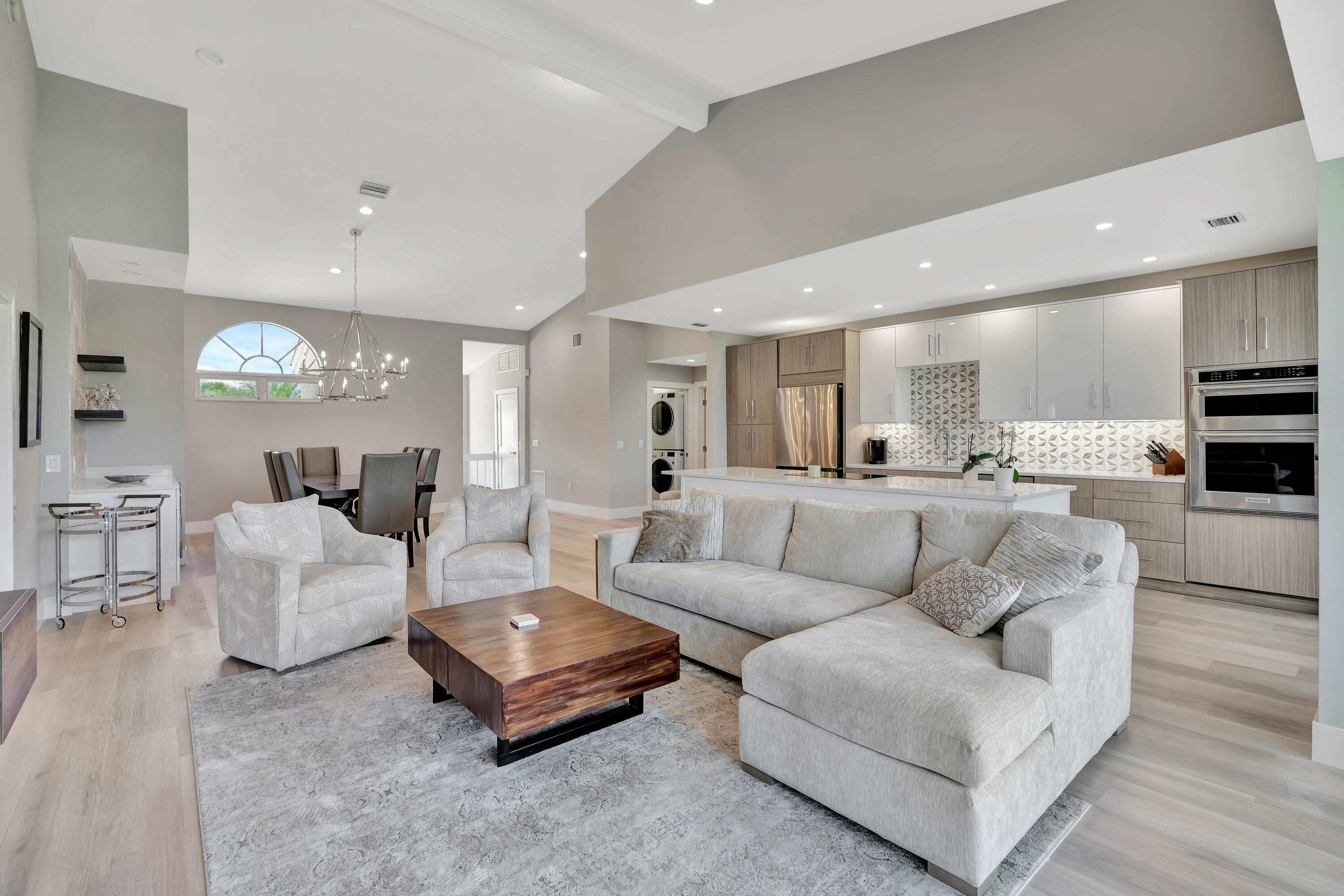 CAPTAINS WAY AT ADMIRALS COVE CONDO - Residential