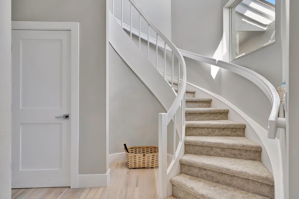 Photo of 1503 Captains Way, Jupiter, FL 33477 (MLS # B26021364)