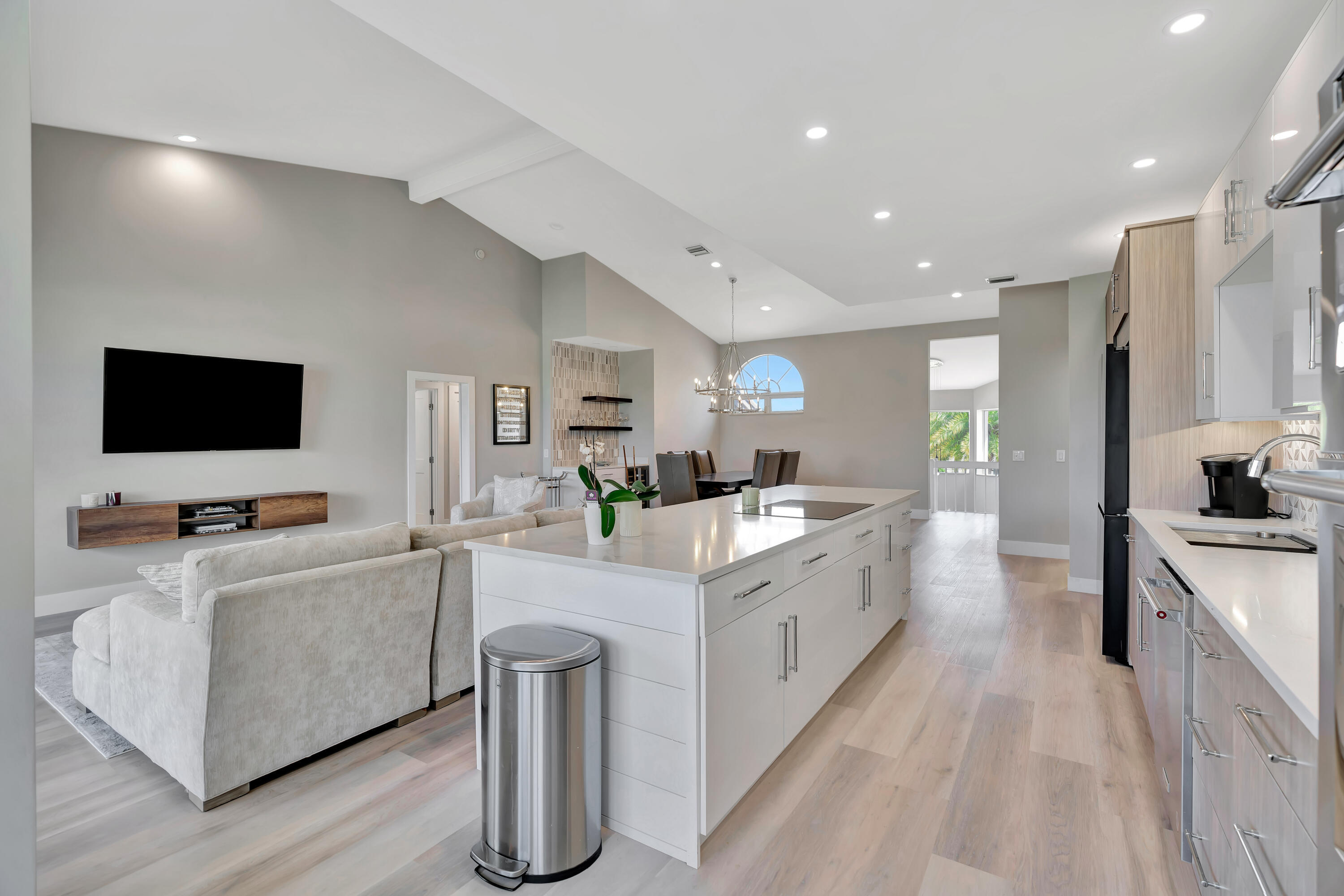 CAPTAINS WAY AT ADMIRALS COVE CONDO - Residential