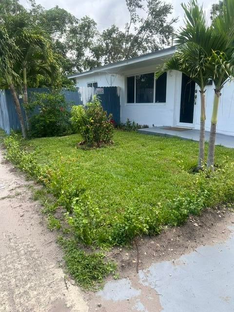 Photo of 6800 SIMMS Street, Hollywood, FL 33024 (MLS # B26081389)