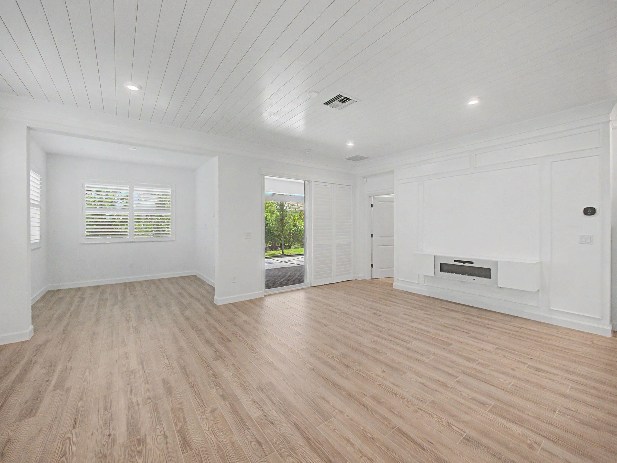 TELARO AT SOUTHERN GROVE PHASE 2 AND 3 - Residential