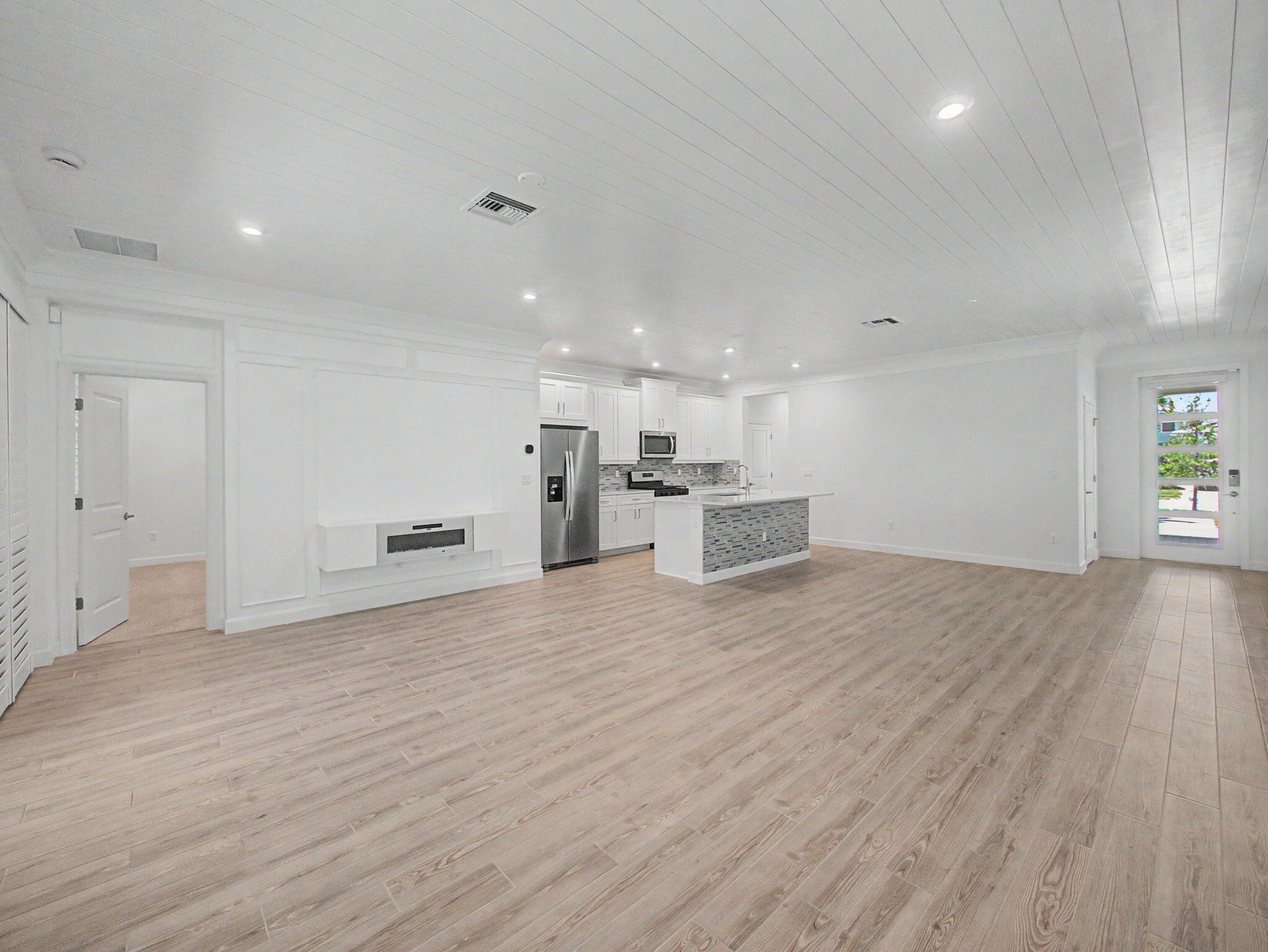 TELARO AT SOUTHERN GROVE PHASE 2 AND 3 - Residential