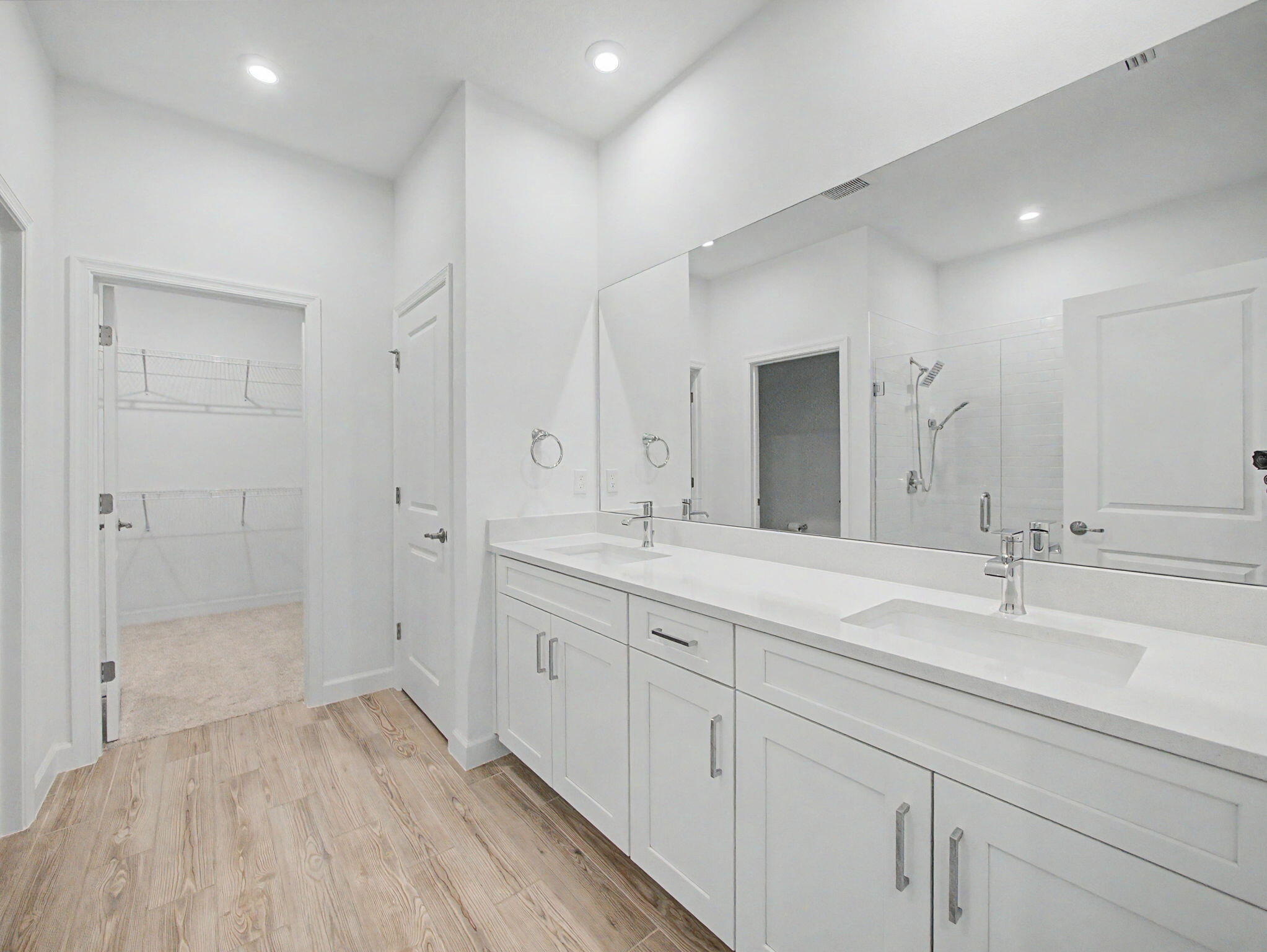 TELARO AT SOUTHERN GROVE PHASE 2 AND 3 - Residential