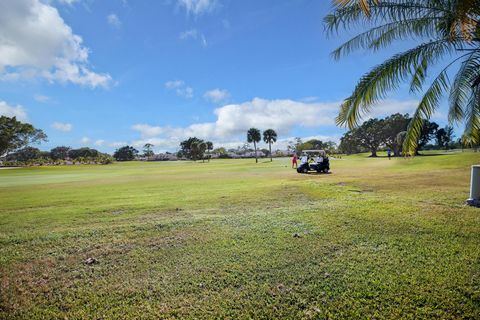 A home in Lake Worth