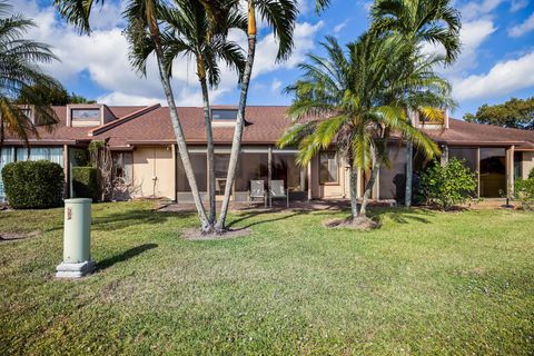 A home in Lake Worth