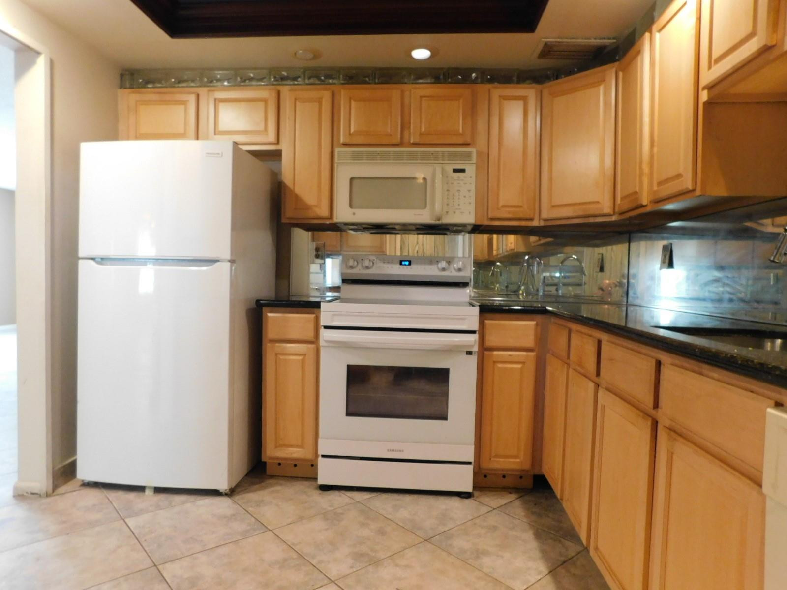 Cambridge Towers - Residential