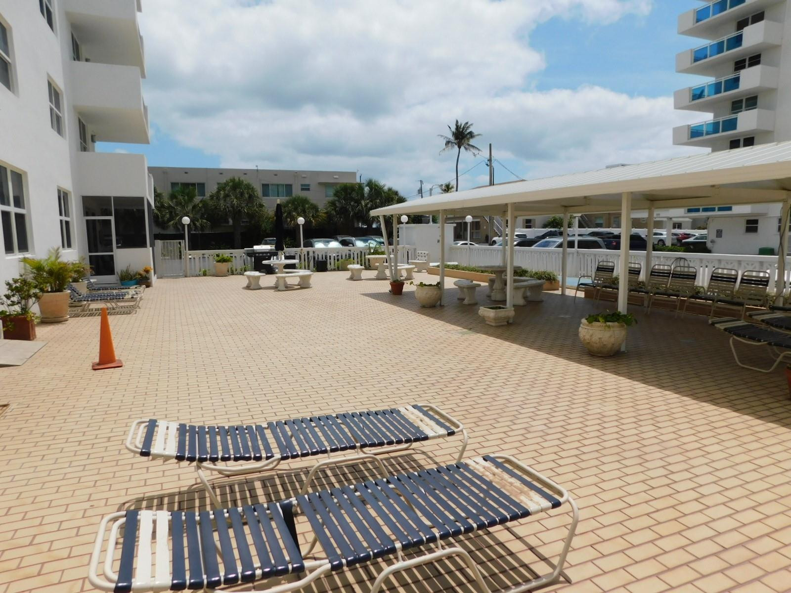 Cambridge Towers - Residential