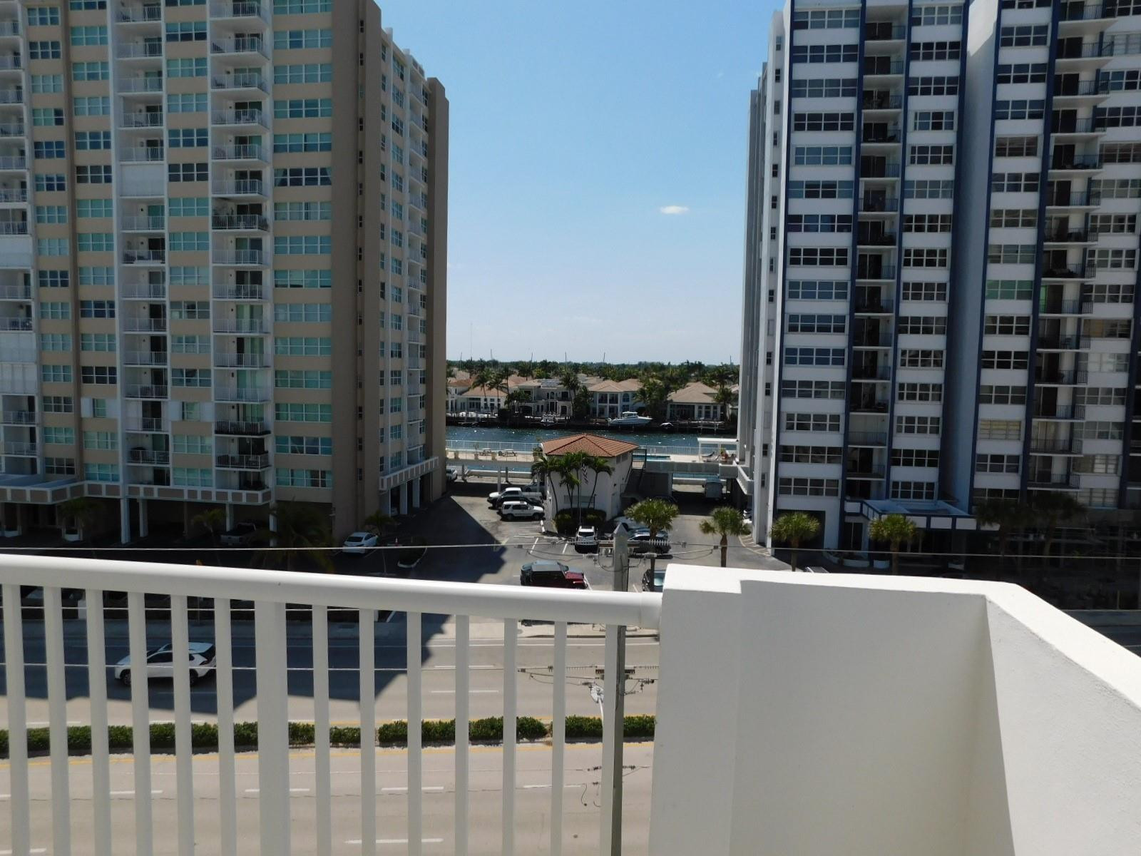 Cambridge Towers - Residential