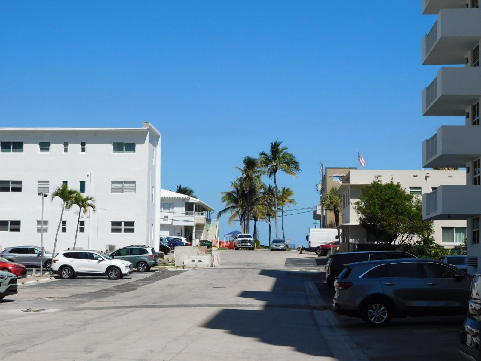 Cambridge Towers - Residential