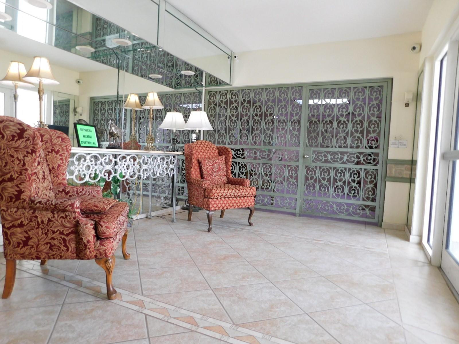 Cambridge Towers - Residential